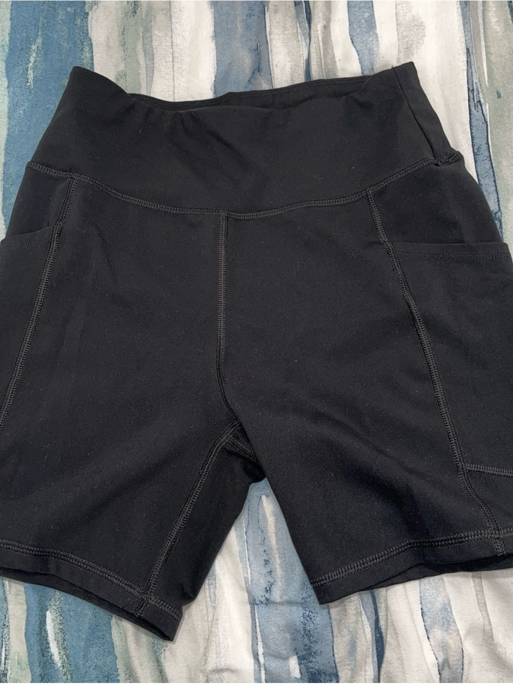 American Eagle Outfitters Black High-Waist Bike Shorts with Side Pockets